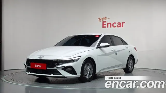 Hyundai Avante — фото 1