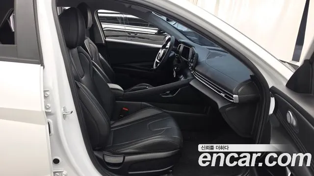 Hyundai Avante — фото 11