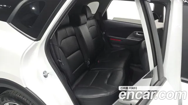 Kia Niro — фото 12