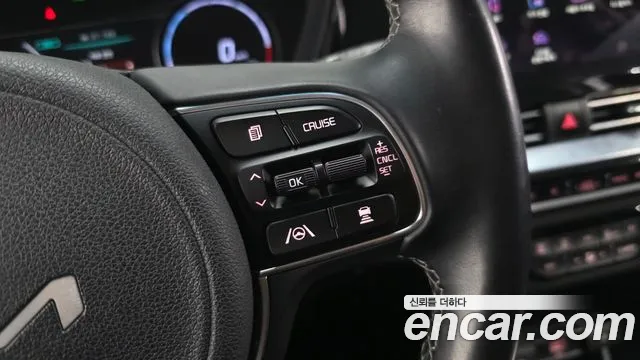Kia Niro — фото 27
