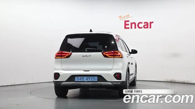 Kia Niro — фото 4