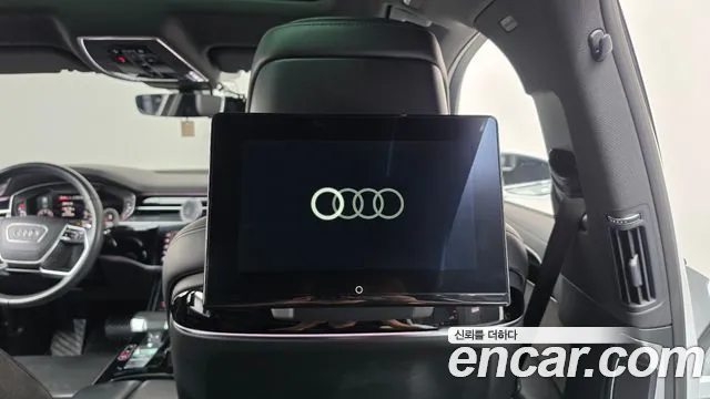 Audi A8 — фото 33