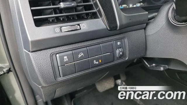 KG_Mobility_Ssangyong Rexton — фото 17