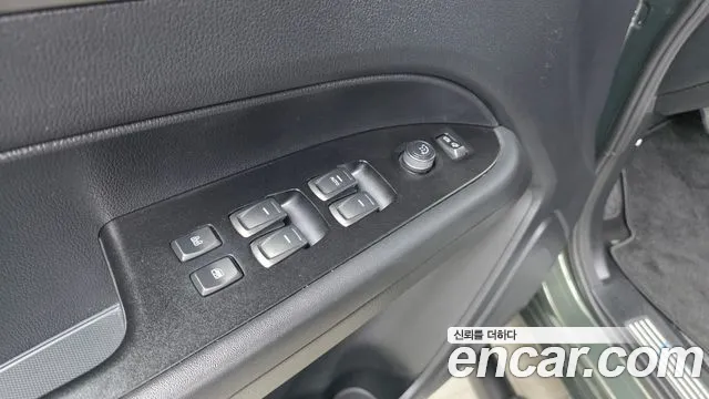 KG_Mobility_Ssangyong Rexton — фото 19