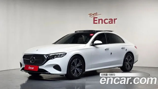 Mercedes-Benz E-Class — фото 1