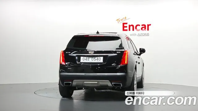 Cadillac XT5 — фото 3
