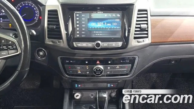 KG_Mobility_Ssangyong Rexton — фото 13