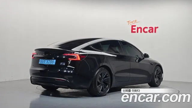 Tesla Model 3 — фото 2