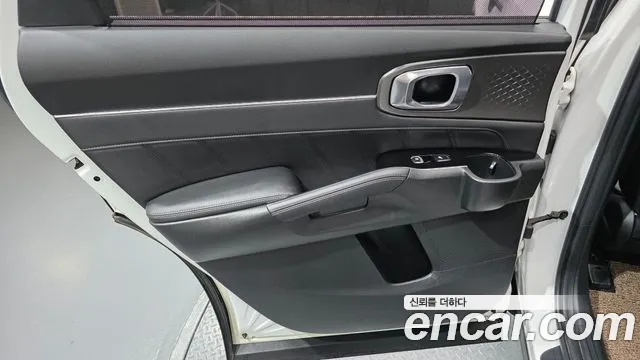 Kia Sorento — фото 25