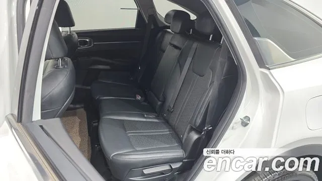 Kia Sorento — фото 26