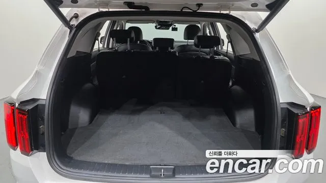 Kia Sorento — фото 28
