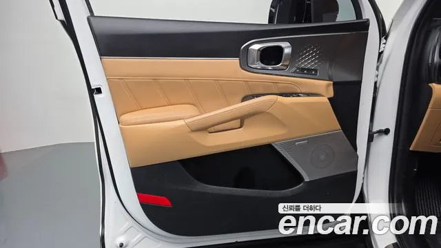 Kia Sorento — фото 24