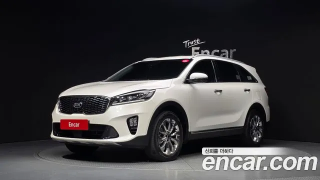Kia Sorento — фото 1