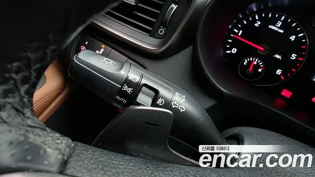 Kia Sorento — фото 16