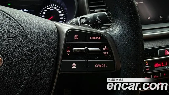 Kia Sorento — фото 27