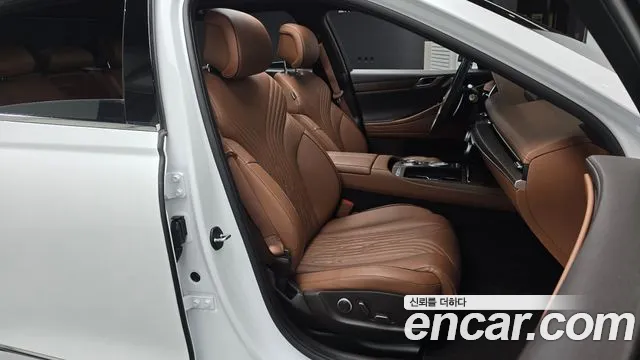 Genesis G80 — фото 26