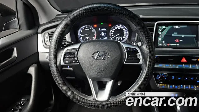 Hyundai Sonata — фото 14