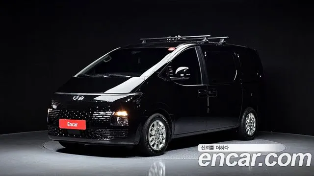 Hyundai Staria — фото 1