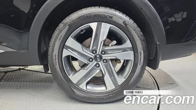 Kia Sorento — фото 21