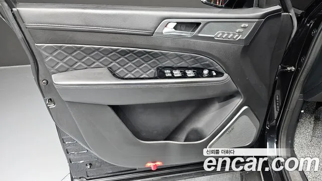 KG_Mobility_Ssangyong Rexton — фото 24