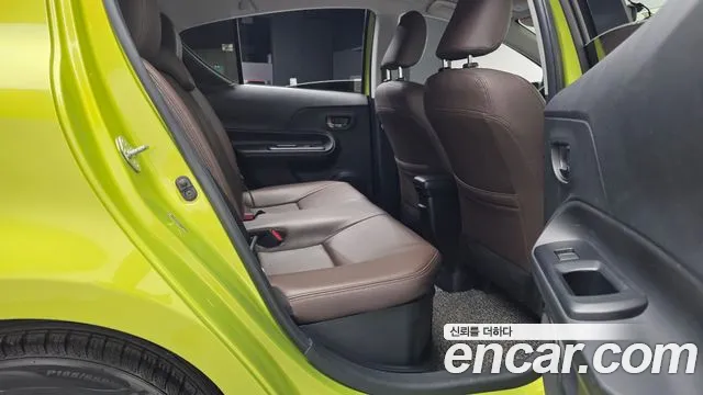 Toyota Prius — фото 12