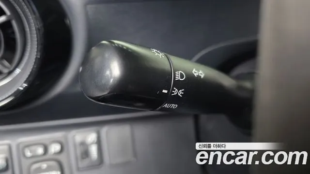 Toyota Prius — фото 30