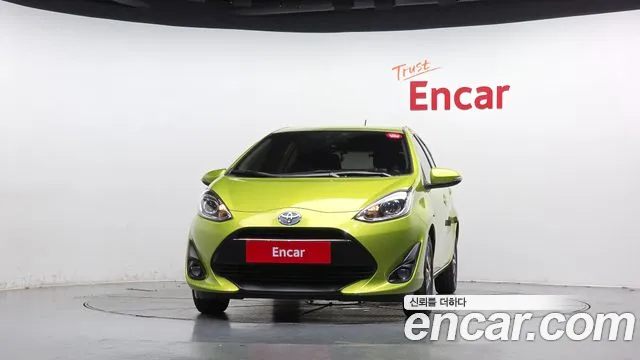 Toyota Prius — фото 3