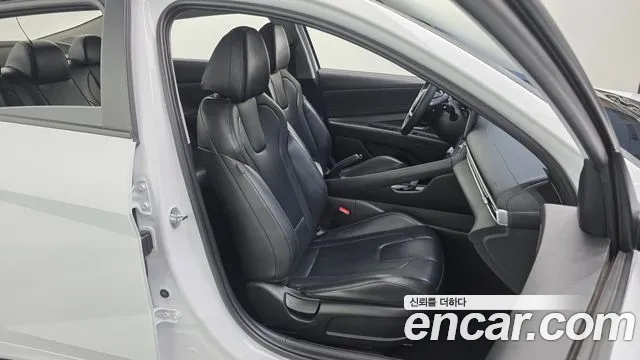 Hyundai Avante — фото 11