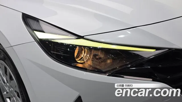 Hyundai Avante — фото 22
