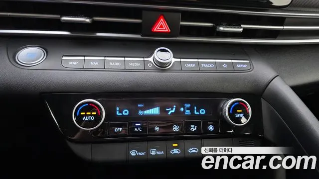 Hyundai Avante — фото 30