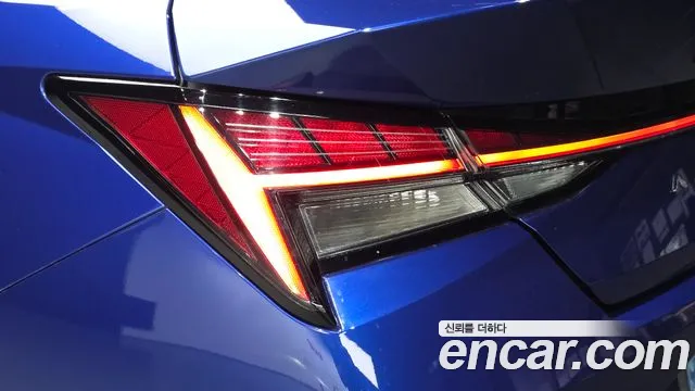 Hyundai Avante — фото 23