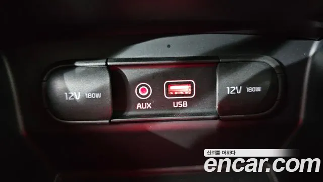 Kia Sorento — фото 27