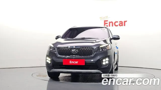 Kia Sorento — фото 3