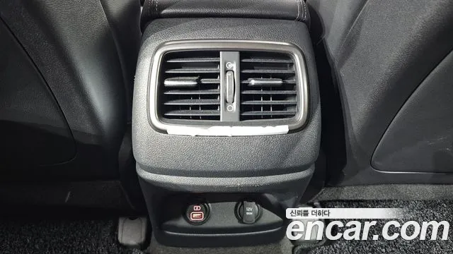 Kia Sorento — фото 31