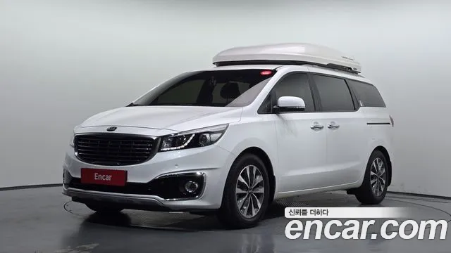 Kia Carnival — фото 1