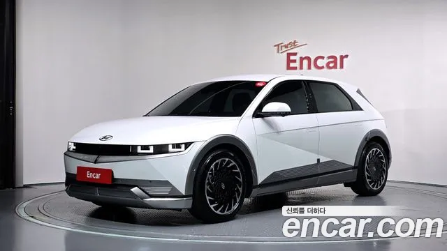 Hyundai Ioniq 5 — фото 1