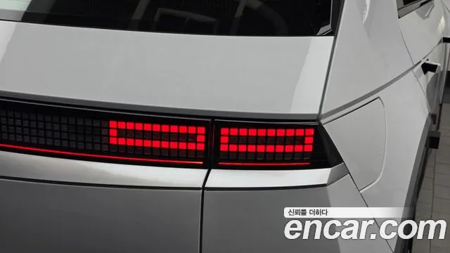 Hyundai Ioniq 5 — фото 23