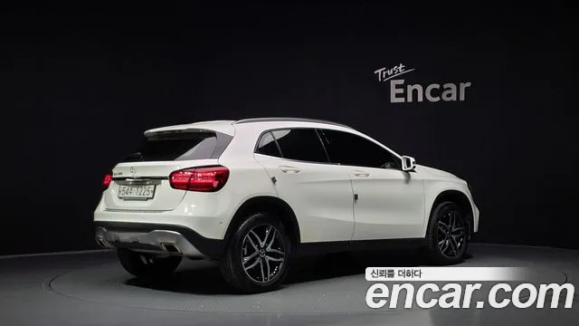Mercedes-Benz GLA-Class — фото 1