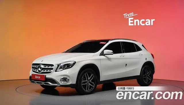 Mercedes-Benz GLA-Class — фото 20