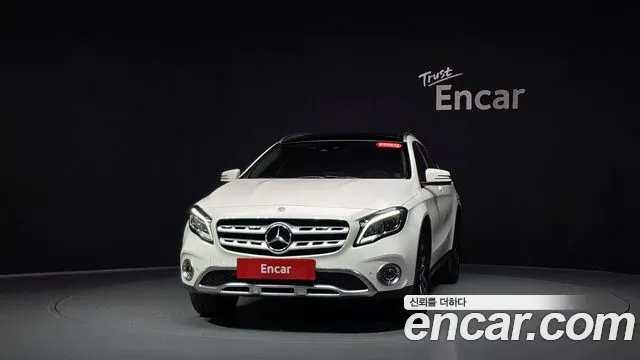 Mercedes-Benz GLA-Class — фото 2