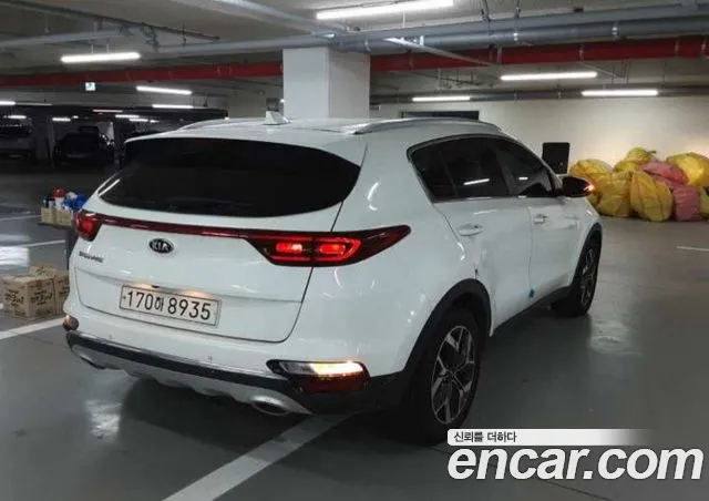 Kia Sportage — фото 6