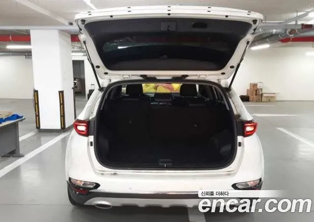 Kia Sportage — фото 9