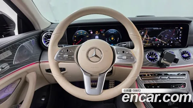 Mercedes-Benz CLS-Class — фото 13