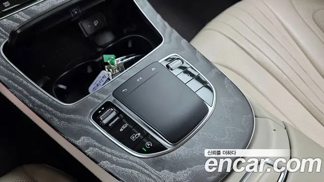 Mercedes-Benz CLS-Class — фото 16