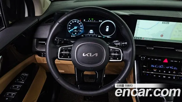 Kia Carnival — фото 12