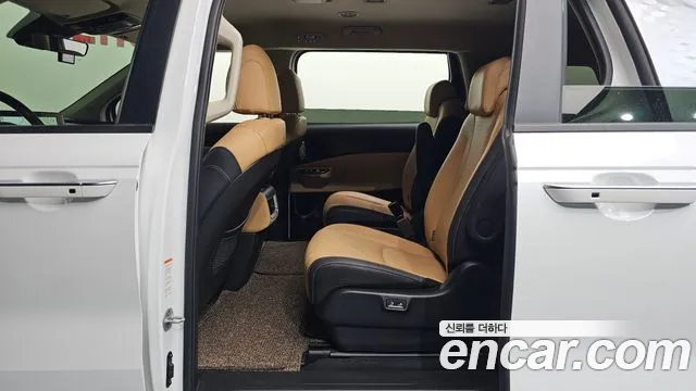 Kia Carnival — фото 26