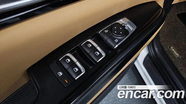 Kia Carnival — фото 29