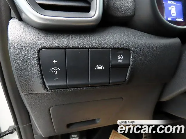 Kia Sportage — фото 13