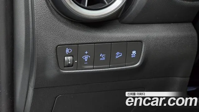 Hyundai Kona — фото 14