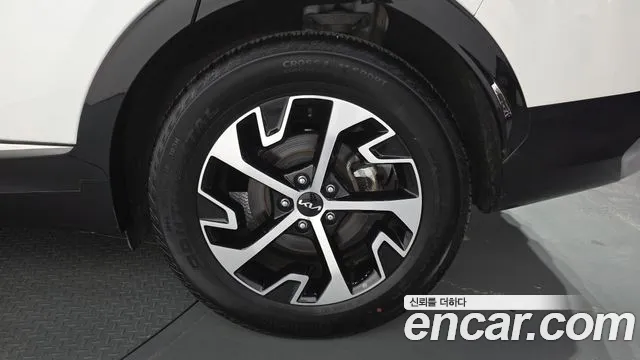 Kia Sportage — фото 21
